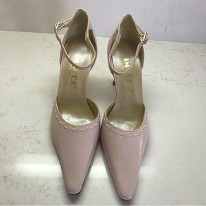Women’s Pink Leather Pumps